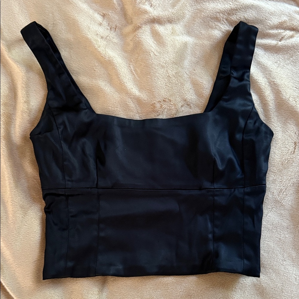 Aritzia black square neck crop top size XS